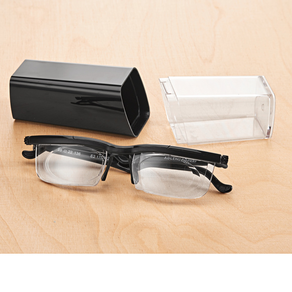 Lunettes grossissantesavec étui