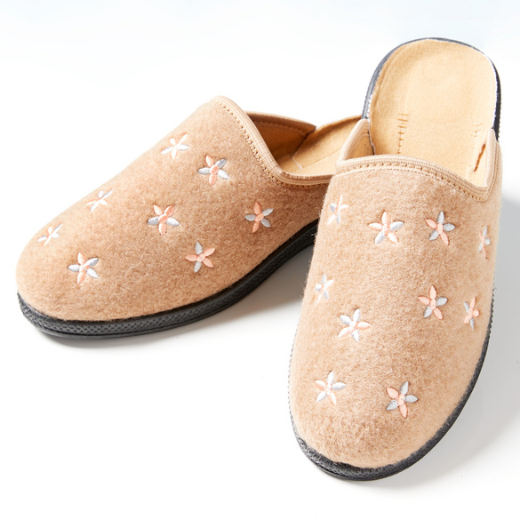 Pantoufles, beige