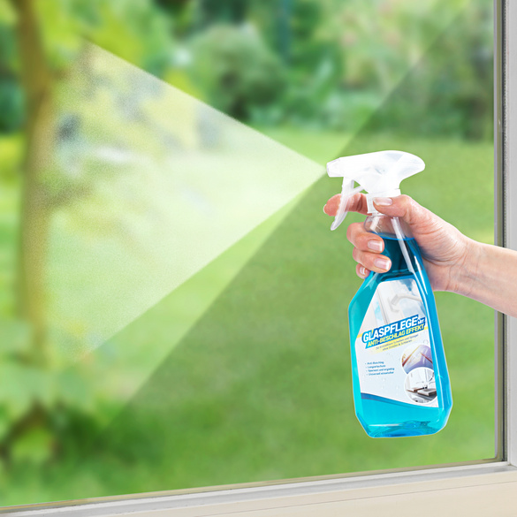 Produit nettoyant spécial vitres avec action antibuée