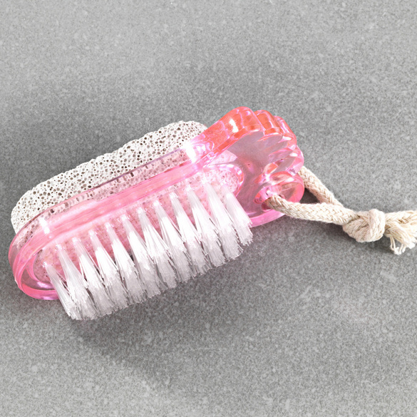 Brosse à ongles avec pierre ponce