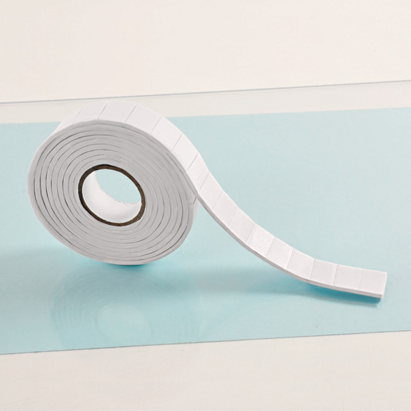 Pastilles auto-adhésives double face, rouleau 2 m