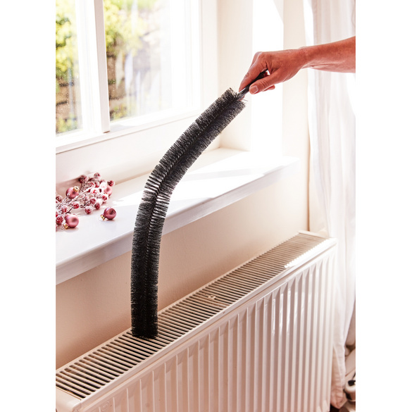 Brosse longue flexible pour radiateur