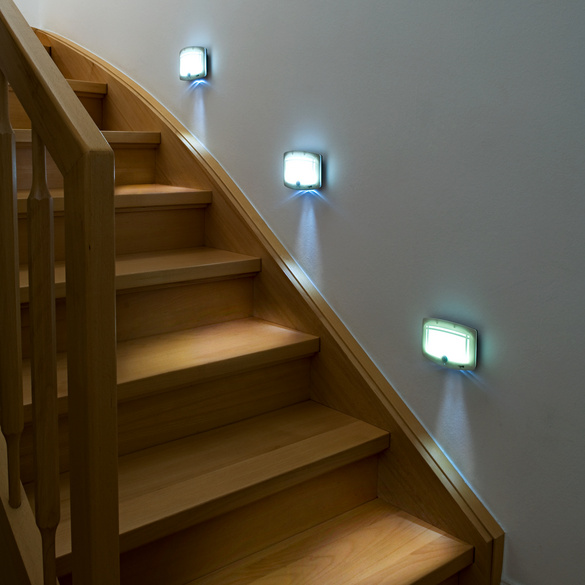 Lumière LED pour escaliers