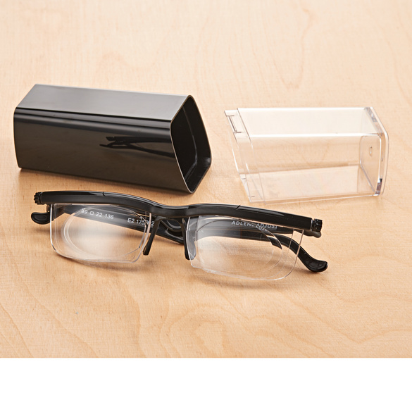 Lunettes grossissantesavec étui