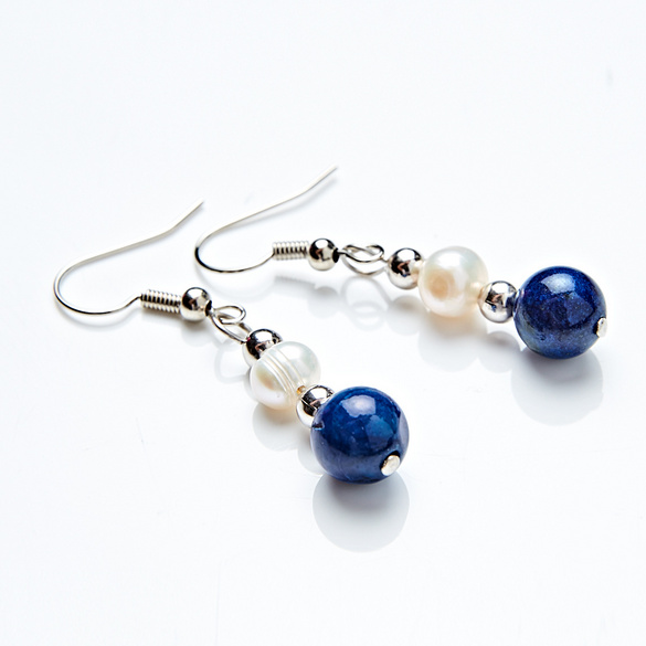 Boucles d’oreilles de perles avec jade Amélie di Santi