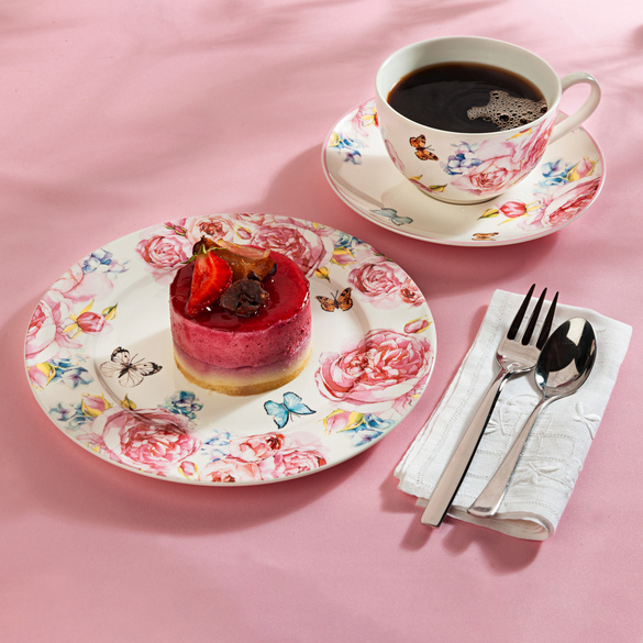 Assiettes à dessert motif roses