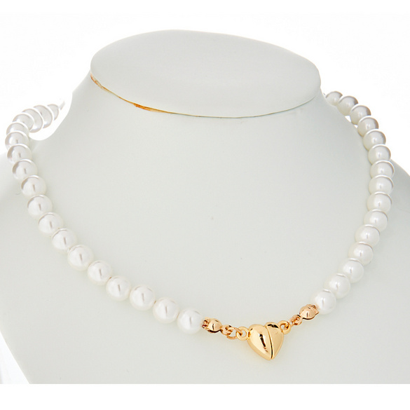 Collier "Perles de coquillage"