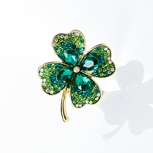 Broche feuille de trèfle