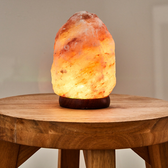 Lampe aux cristaux de sel de l'Himalaya aux couleurs changeantes