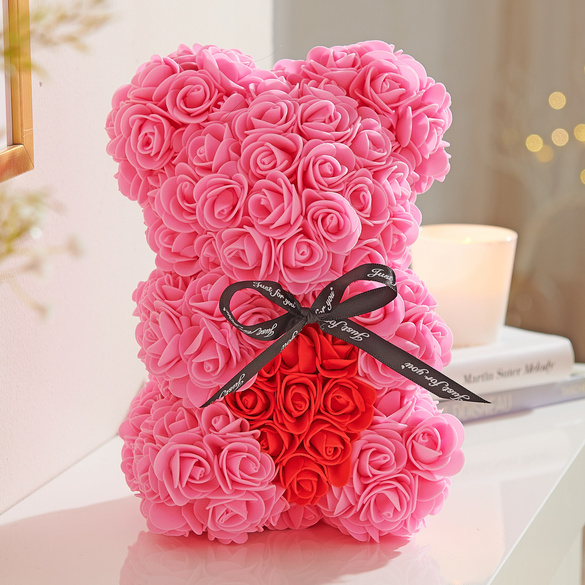 Ours en roses