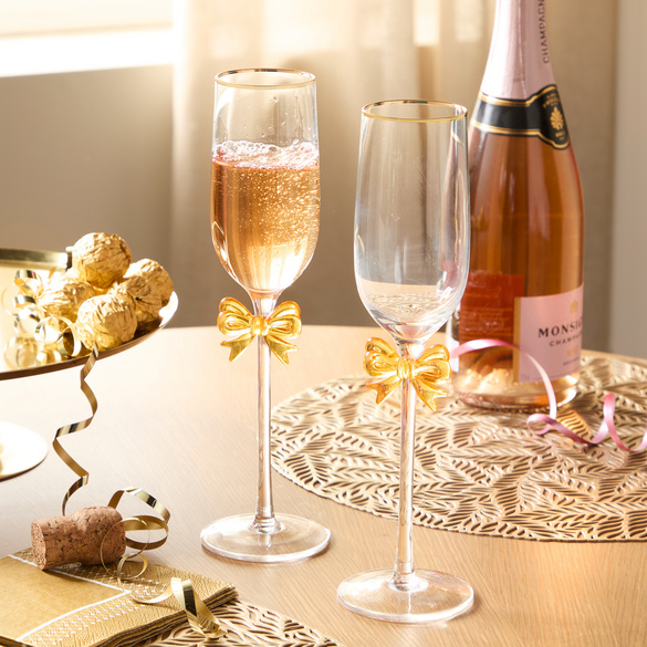 Flûtes à champagne avec ruban