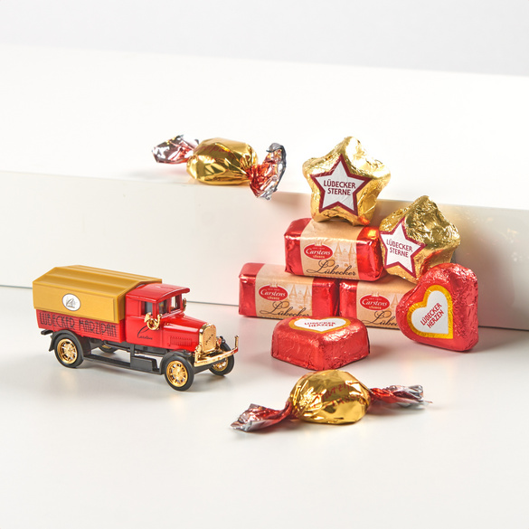 Camion rétro avec assortiment de confiseries « Lübecker Marzipan »