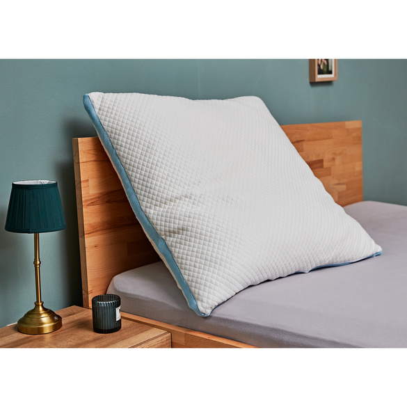 Coussin en mousse à mémoire de forme blanc