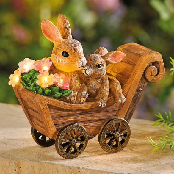 Charrette solaire avec lapins