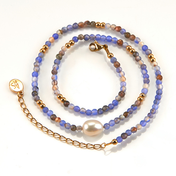 Collier en agate avec perle baroque