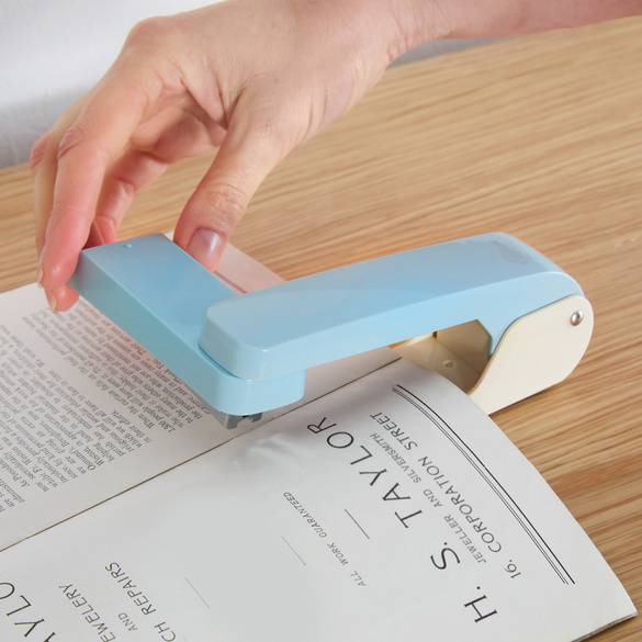 Agrafeuse 360 degrés