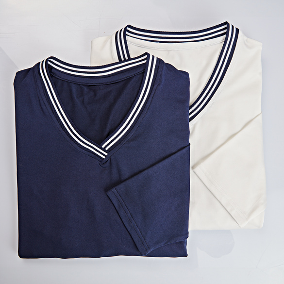 Lot de 2 T-shirts col V, bleu et blanc
