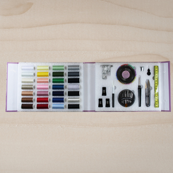 Kit de couture avec cahier de travaux manuels "Guide de couture" 118 pcs.