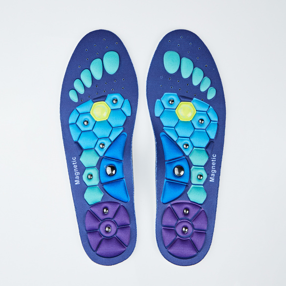 Semelles intérieures avec points de pression magnétiques