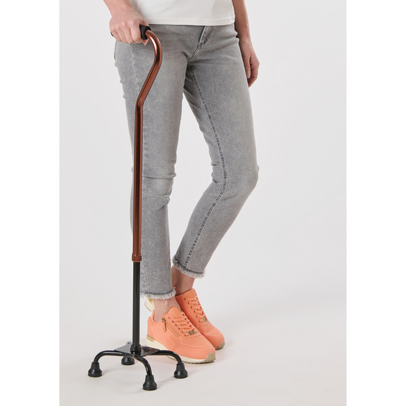 Canne à quatre pieds