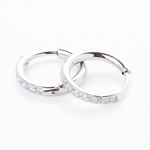 Boucles d'oreilles créoles couleur argent