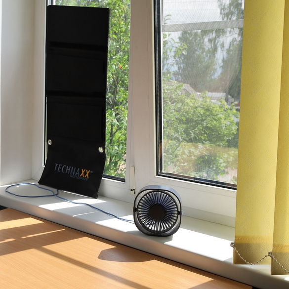 Sac de charge solaire 21 W Technaxx