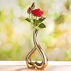 Vase en forme de coeur coloris doré