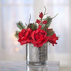 Composition florale de roses en vase