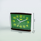 Réveil avec chiffres lumineux