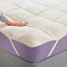 Surmatelas en tissu sherpa