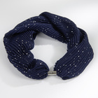 Écharpe aimantée avec effet argenté, bleu foncé
