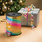 Ruban cadeau arc-en-ciel, Bourne & Hollins