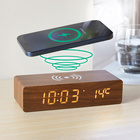 Réveil avec surface de chargement pour smartphone, Bergström