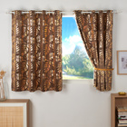 Rideau avec œillets