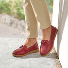 Mocassins, rouge foncé