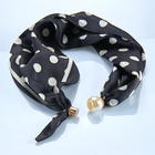 Foulard magnétique "pois"
