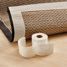 Bande de moquette blanche