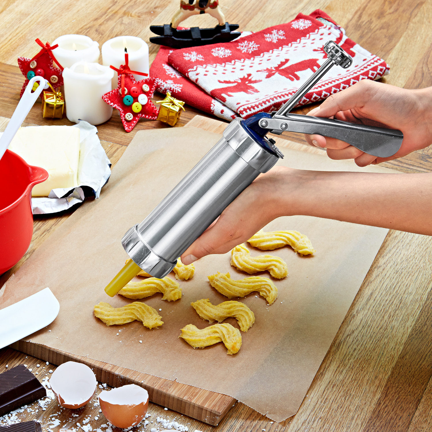 Pistolet de pâtisserie + 24 accessoires