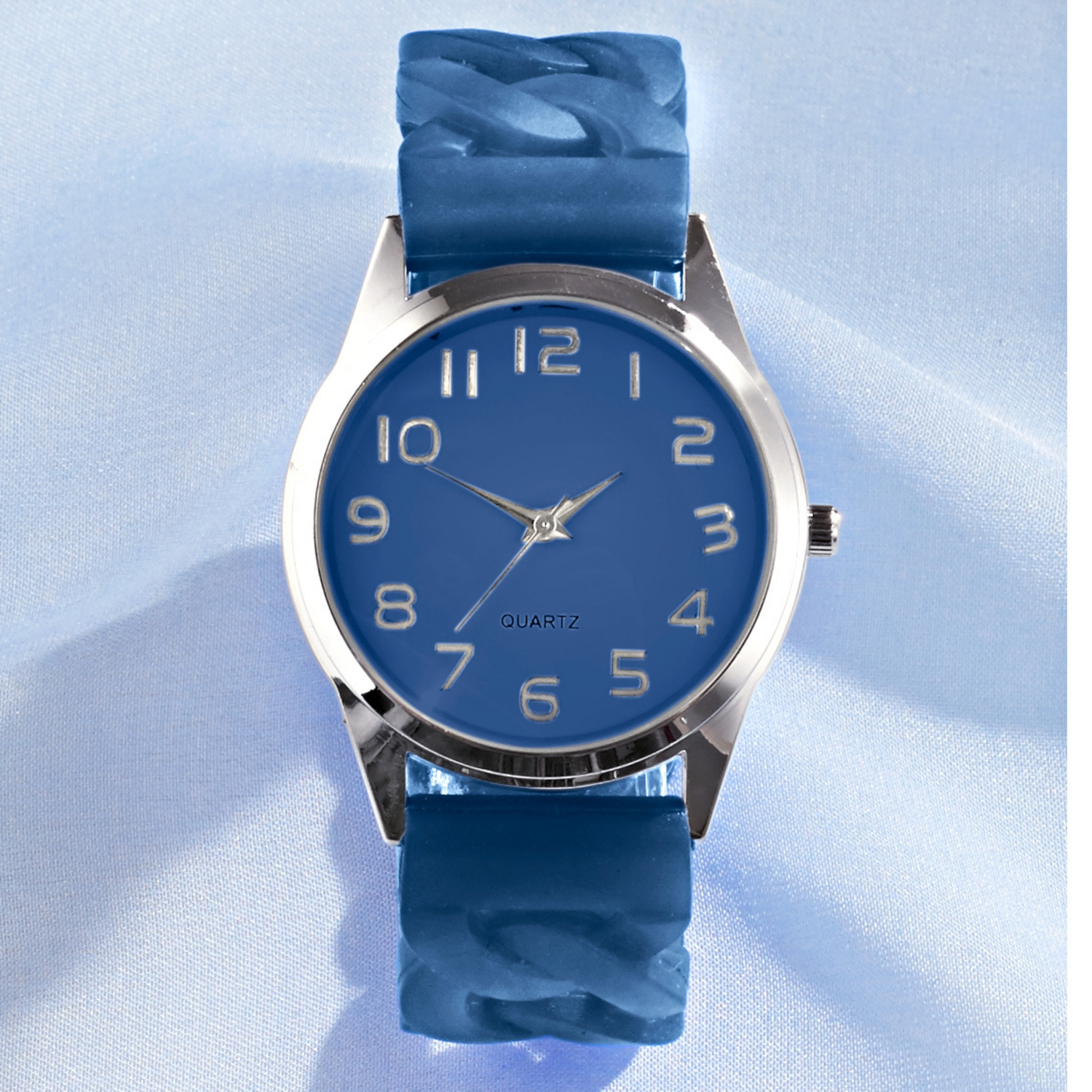 Montre à bracelet extensible, bleu