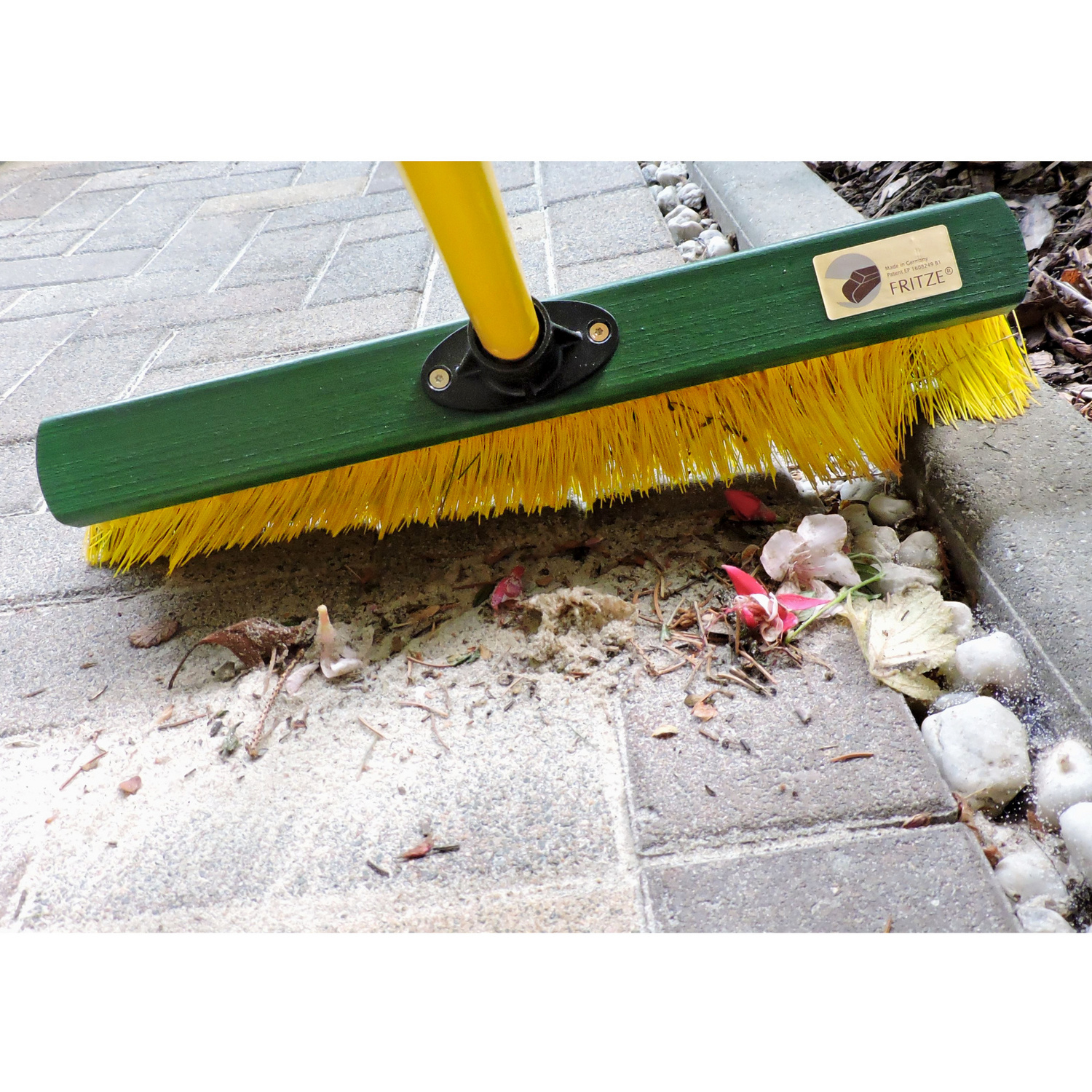 Brosse griffe Fritze pour la cour ou le jardin