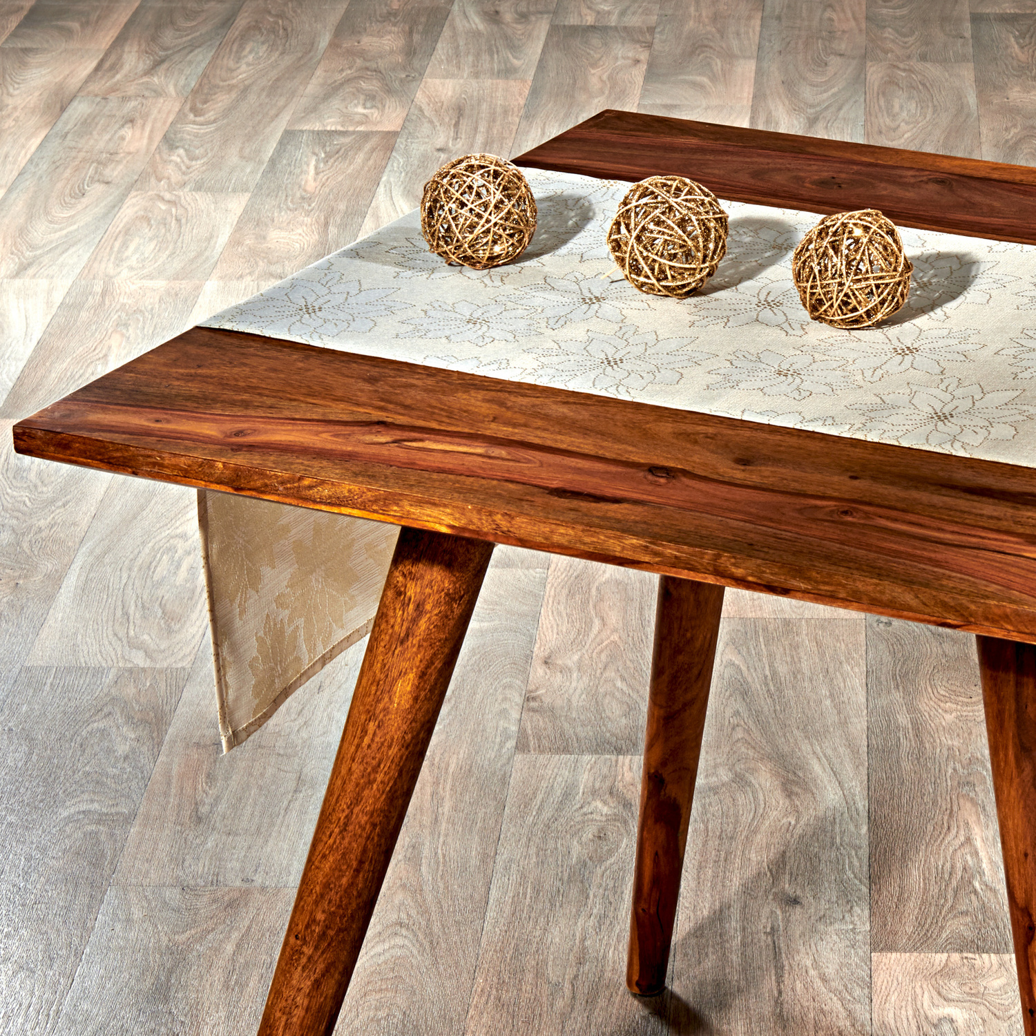 Chemin de table ʺFleursʺ, Casa Bonita, champagne