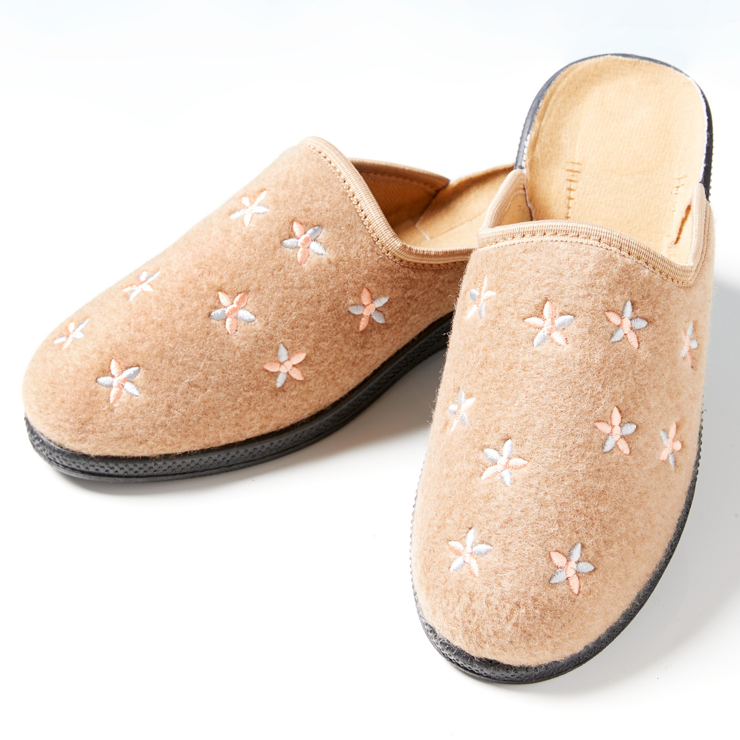 Pantoufles, beige